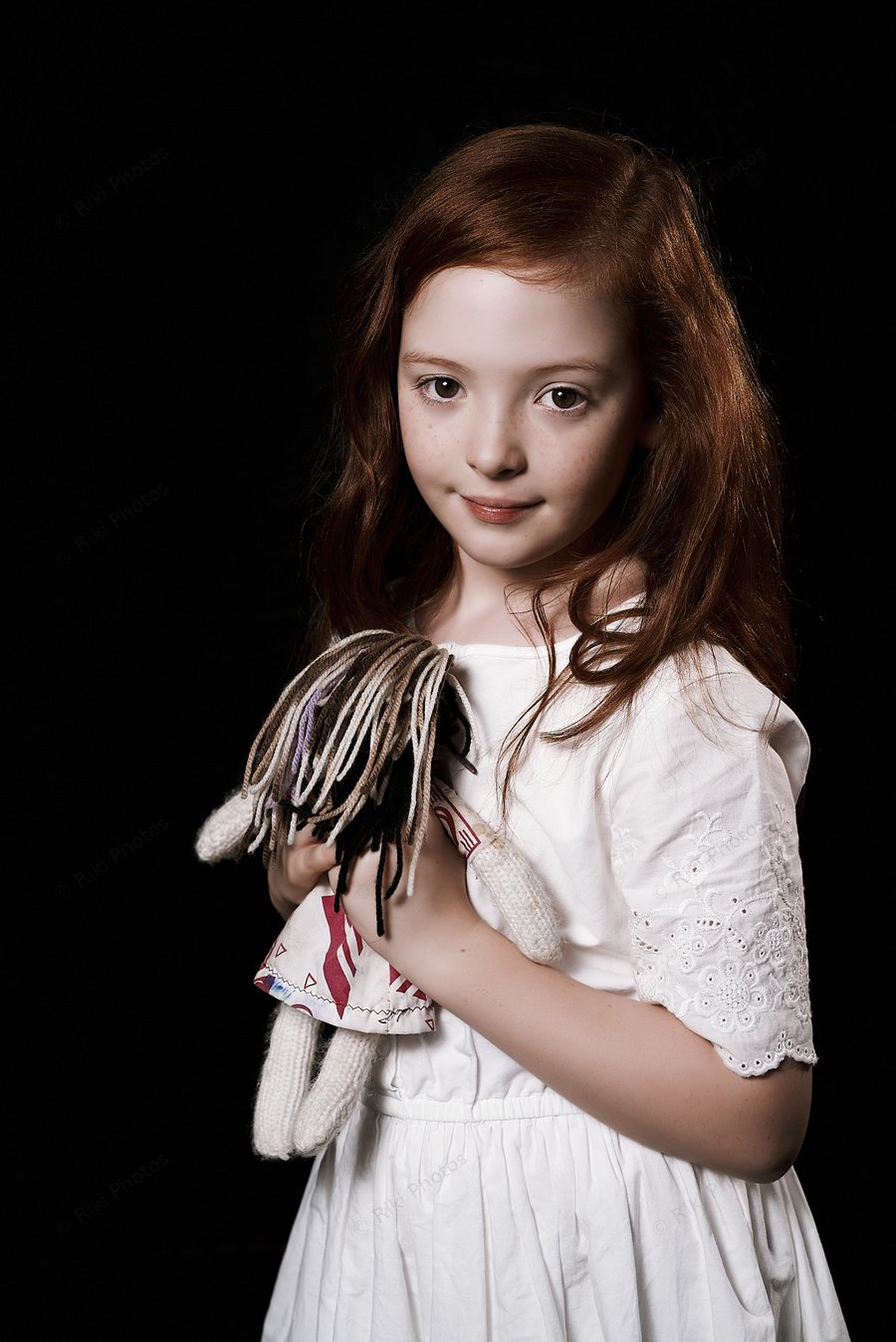 Portrait photography by Riki Photos
